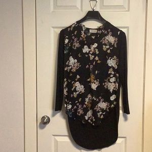 Preloved brand top. XS. Black with a floral/butterfly pattern.